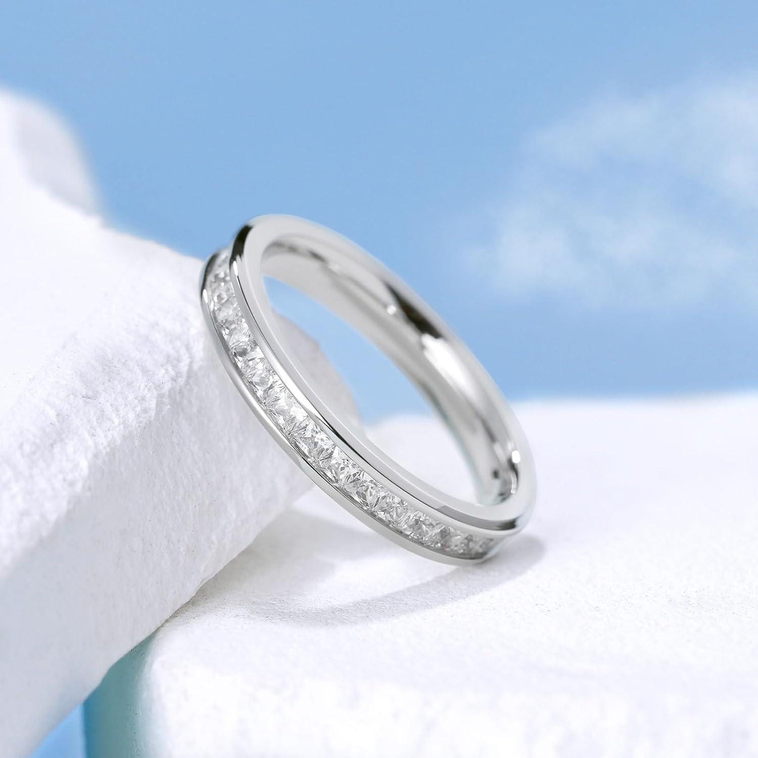 imageKing Will Elegent Wedding Band for Women Mens Tungsten Carbide Ring 8mm Polished Beveled Edge Matte Brushed FinisCenter Wedding Band